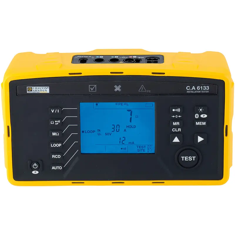 Installationstester CA 6133 mit LCD-Display und Anschlüssen für elektrische Prüfungen