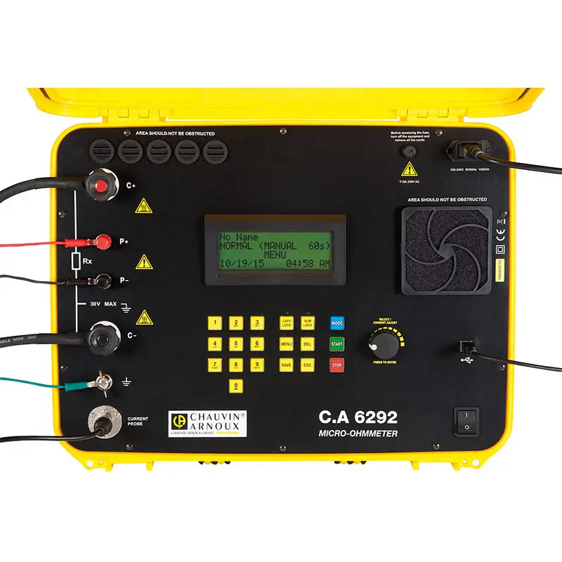 Micro-Ohmmeter CA 6292 mit numerischer Tastatur und robustem Gehäuse für mobile Widerstandsmessungen.