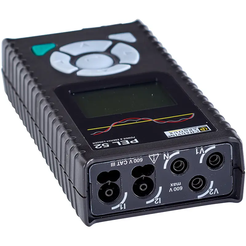 Kompakter Leistungs- und Energierecorder PEL 52 mit robustem Gehäuse und Anschlüssen für Messungen.