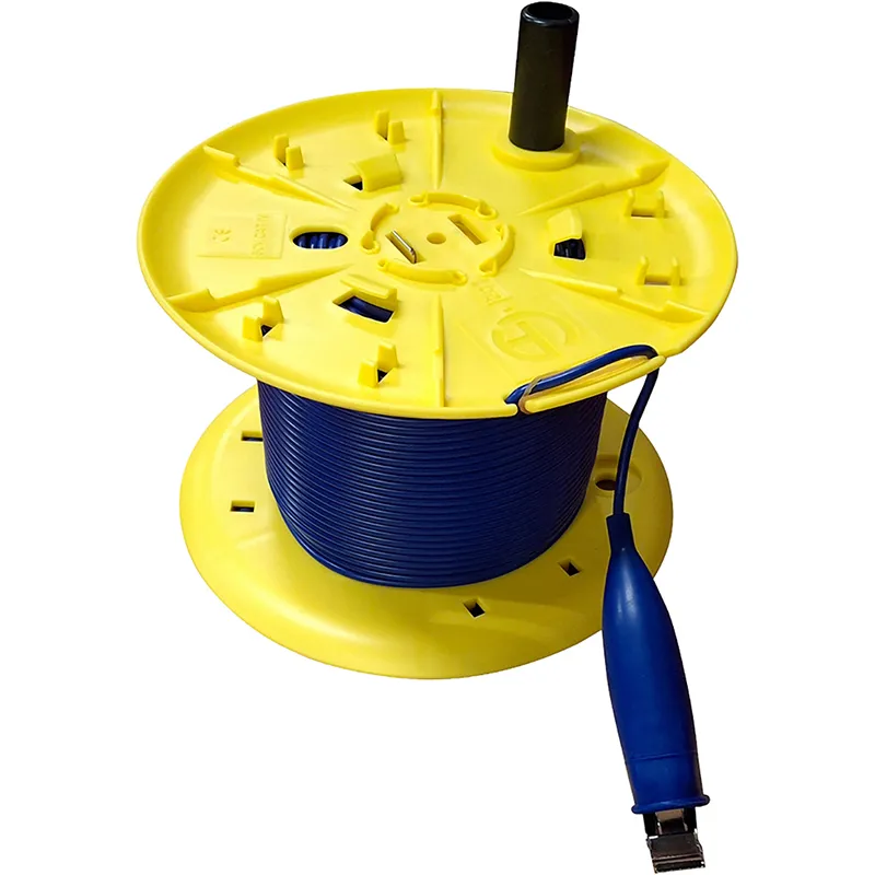 Gelbe Trommel mit 100 Meter blauer Messleitung und Anschlussstecker für Messgeräte.