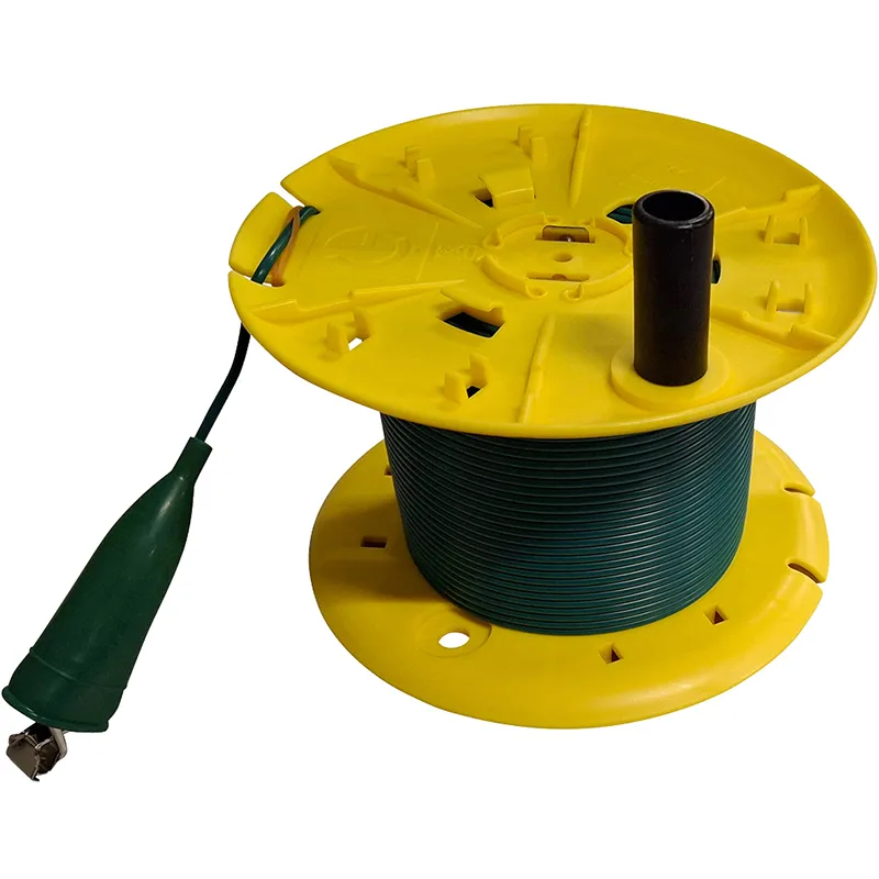 Trommel mit 100 Meter langer grüner Messleitung und Stecker für Messgeräte